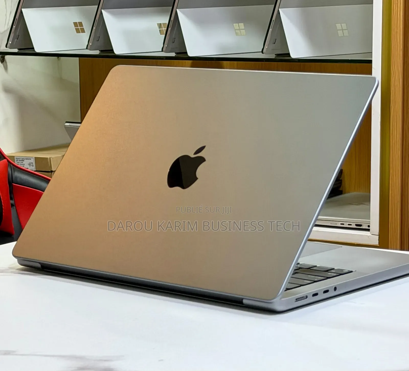 Nouveau Apple MacBook Pro 2021 M1 16GB Apple M1 Pro SSD 512GB
