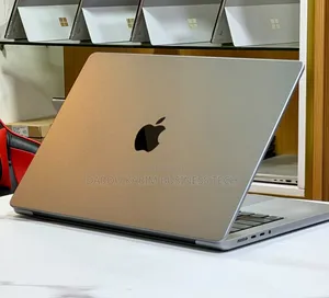 Nouveau Apple MacBook Pro 2021 M1 16GB Apple M1 Pro SSD 512GB