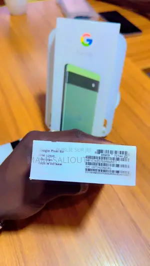 Nouveau Google Pixel 6a 128 GB Autre