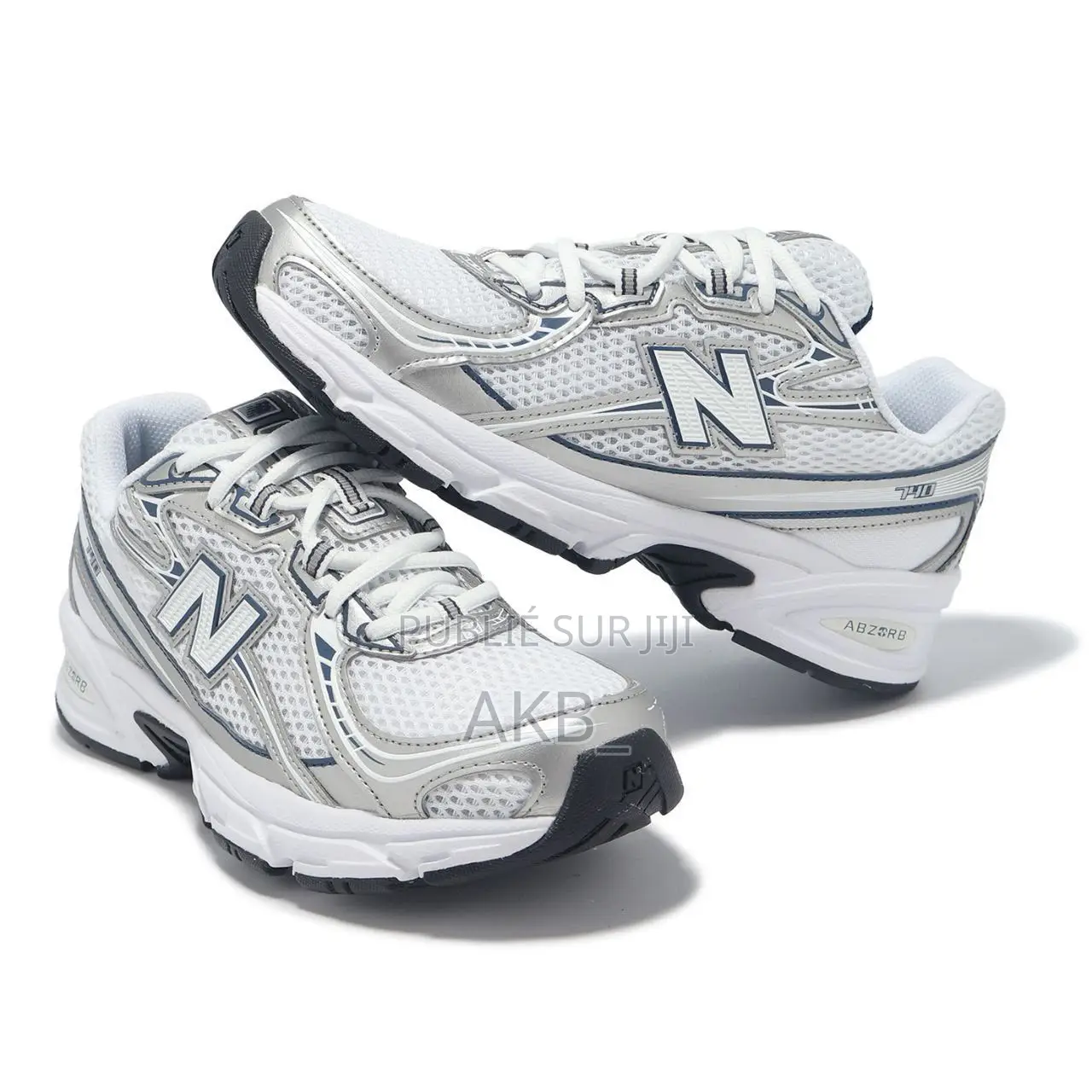 New Balance 740 Disponible Pointure 39 À 44 Prix 15000f