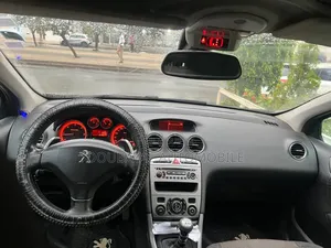 Peugeot 308 2013 Gris