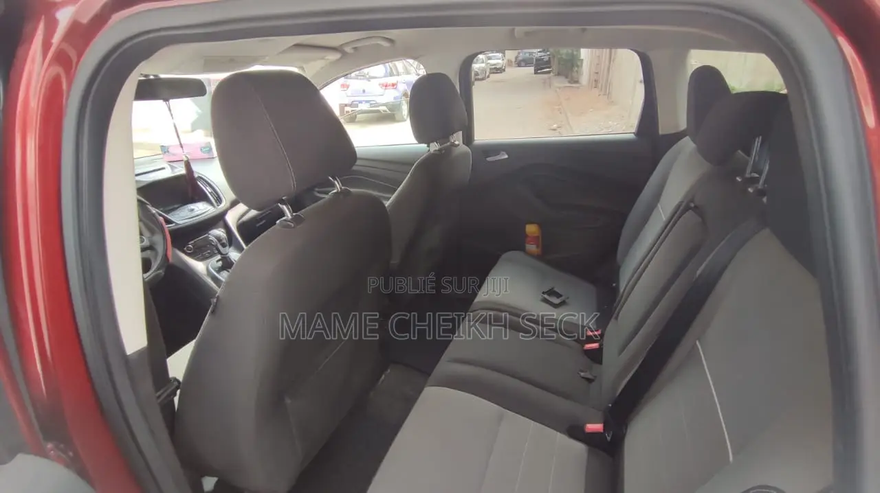 Ford Escape SE 4dr SUV AWD (1.6L 4cyl Turbo 6A) 2014 Rouge