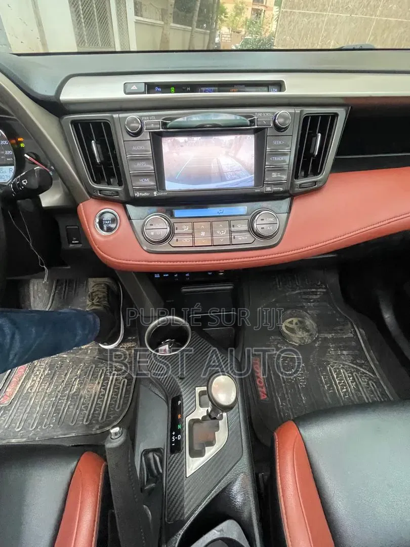 Toyota RAV4 2015 Blanc