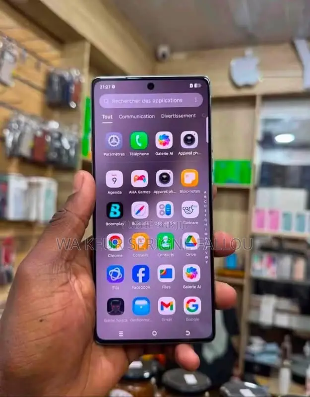 Nouveau Tecno Camon 40 Pro 5G 256 GB Gris
