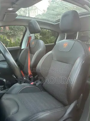Peugeot 208 2017 Noir