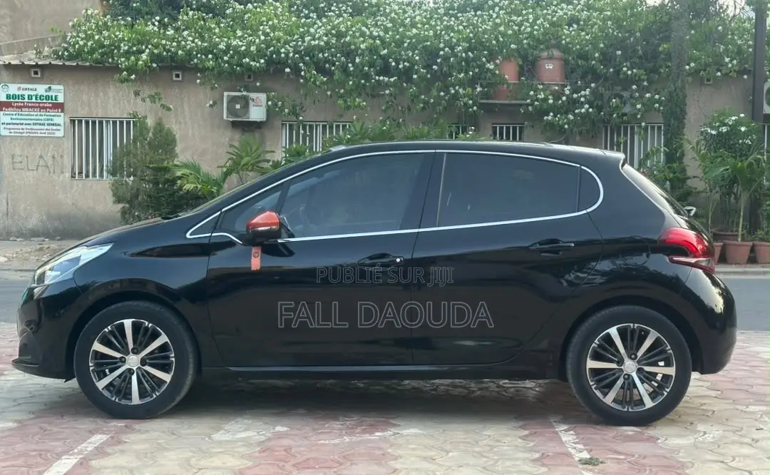 Peugeot 208 2017 Noir