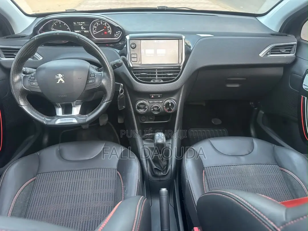 Peugeot 208 2017 Noir