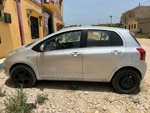 Toyota Yaris 2009 Gris