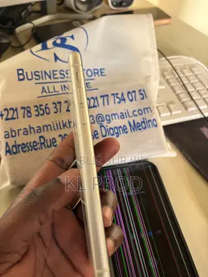 Nouveau Apple iPhone XR 128 GB Blanc