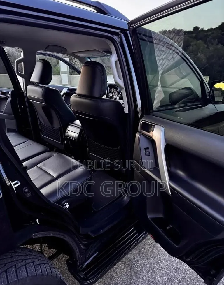 Toyota Land Cruiser 2019 Noir
