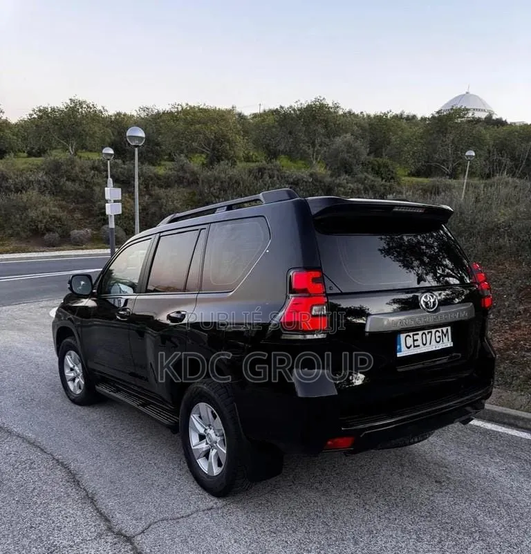 Toyota Land Cruiser 2019 Noir