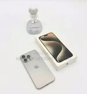 Nouveau Apple iPhone 15 Pro Max 512 GB Blanc