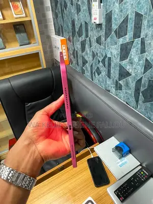Nouveau Apple iPad (2025) 512 GB Rose