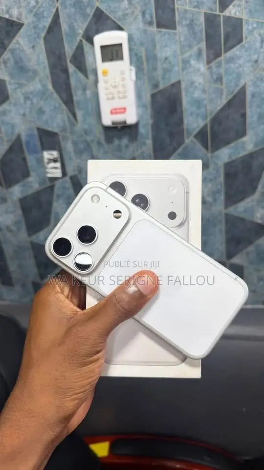 Nouveau Apple iPhone 17 Pro Max 512 GB Blanc