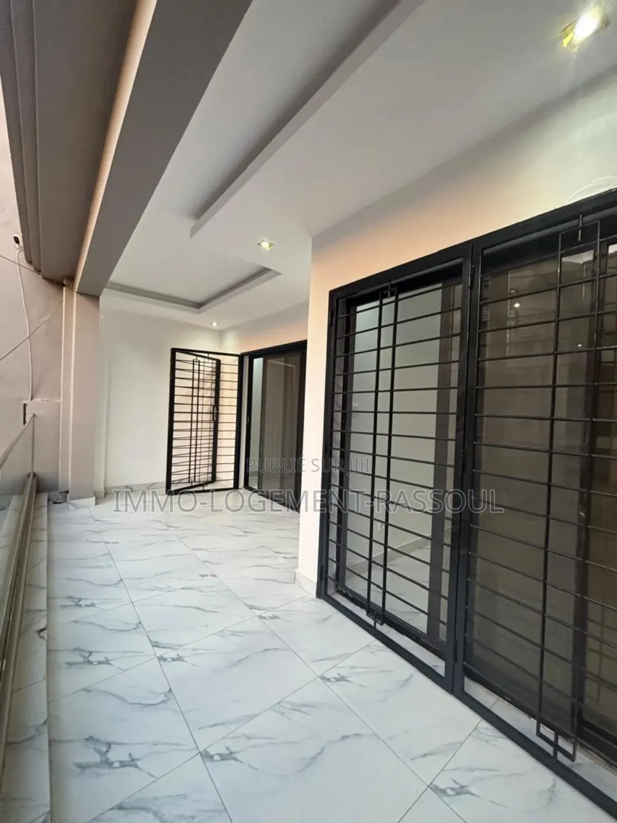 3chbre Appartement dans , Mermoz Sacré-Cœur à Louer