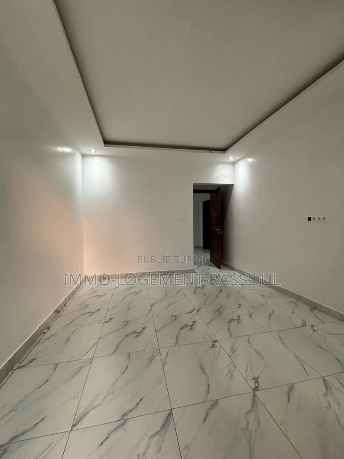 3chbre Appartement dans , Mermoz Sacré-Cœur à Louer