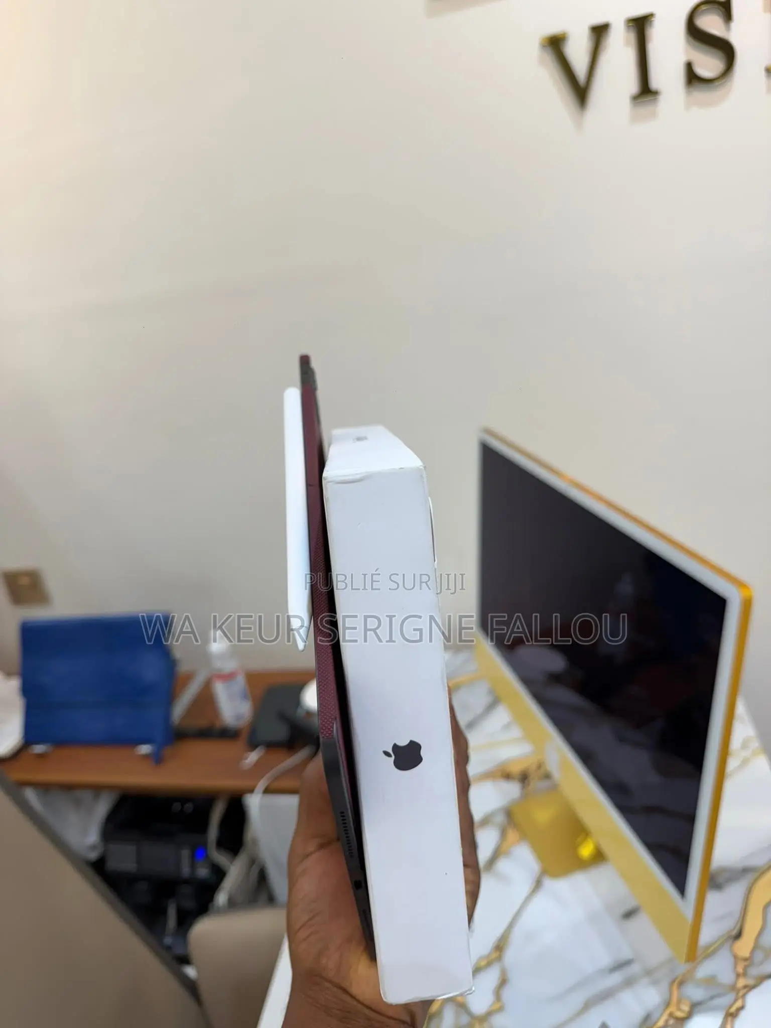 Nouveau Apple iPad Pro 2 TB Rouge