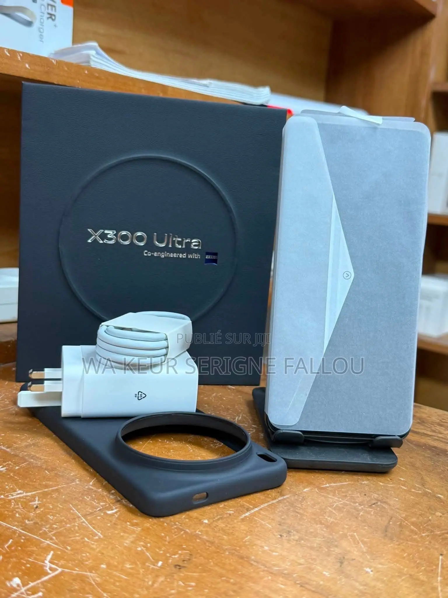 Nouveau Vivo X300 Ultra 1 TB Noir
