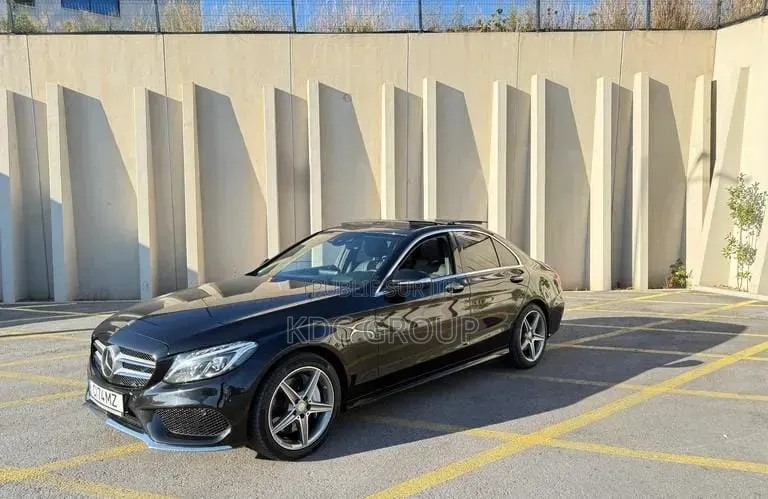 Mercedes-Benz C300 2014 Noir
