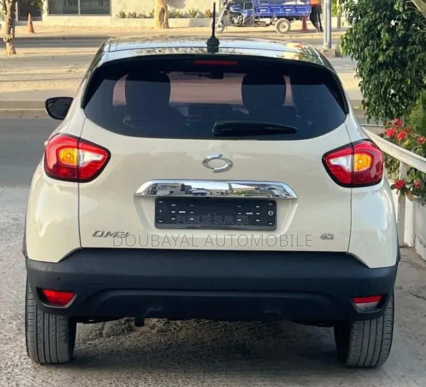 Renault Samsung QM3 1.5 Diesel FWD 2017 Beige