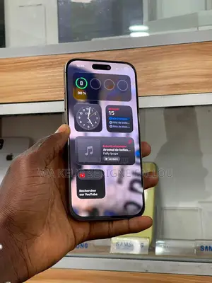 Nouveau Apple iPhone 16 Pro Max 256 GB Doré