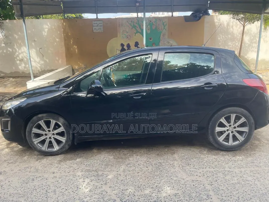Peugeot 308 2013 Noir Mat