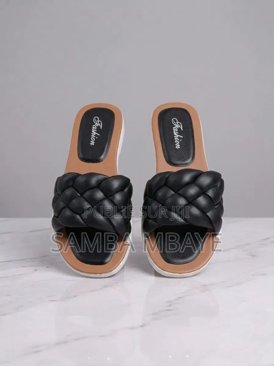Je Vends Des Chaussures Très Confortables Et À Un Bon Prix