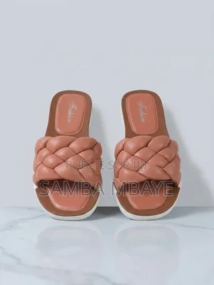 Je Vends Des Chaussures Très Confortables Et À Un Bon Prix