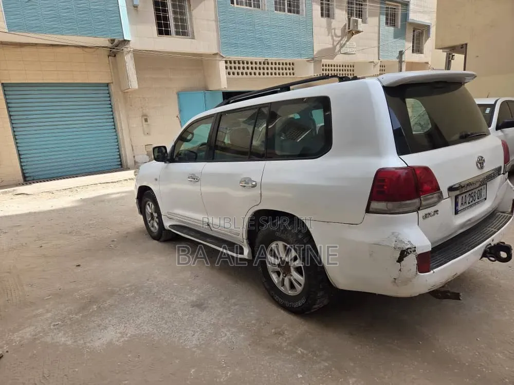 Toyota Land Cruiser Prado 2012 Blanc