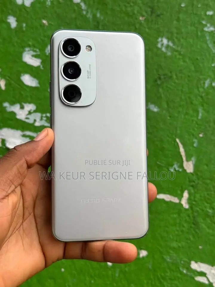 Nouveau Tecno Spark 40 Pro+ 256 GB Gris