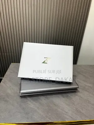 Nouveau HP ZBook Firefly G9 16GB Intel Core i5 SSD 512GB