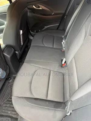 Hyundai Elantra 2018 Gris