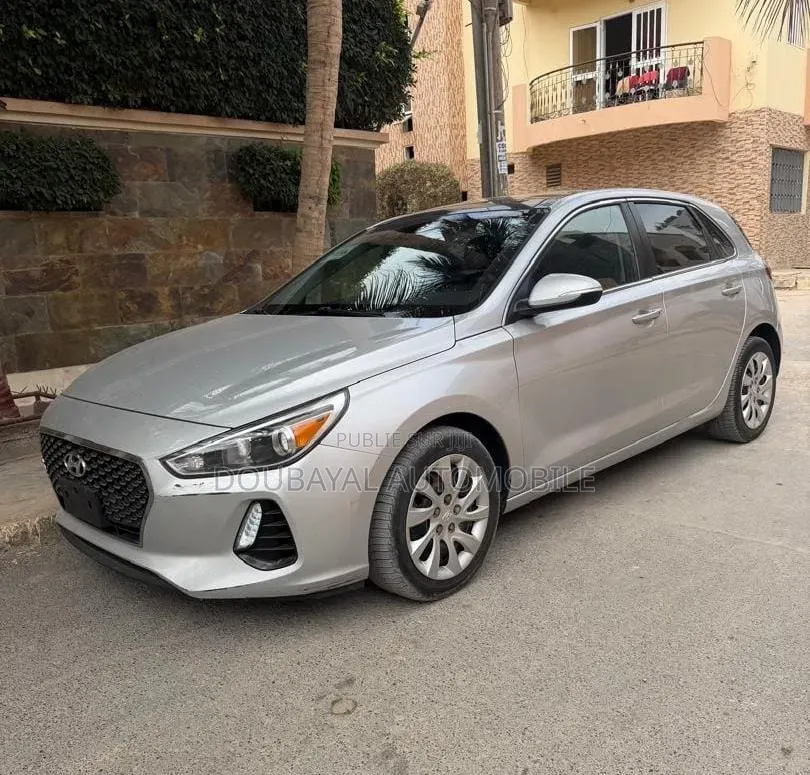 Hyundai Elantra 2018 Gris