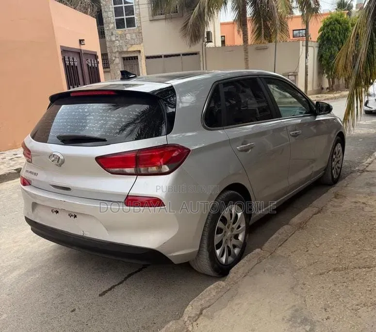Hyundai Elantra 2018 Gris