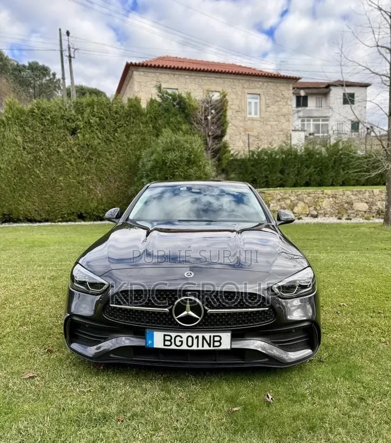 Mercedes-Benz C300 2024 Noir