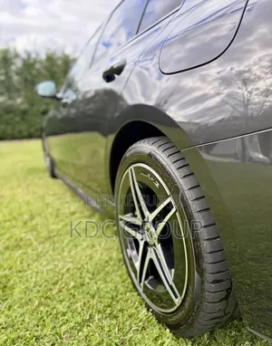 Mercedes-Benz C300 2024 Noir