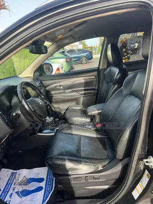 Mitsubishi Outlander 2020 Noir Mat
