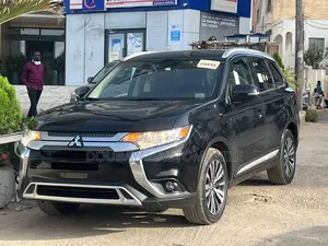 Mitsubishi Outlander 2020 Noir Mat