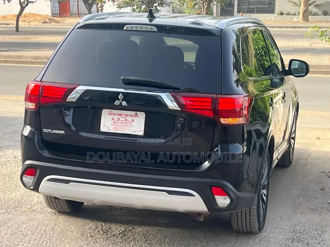Mitsubishi Outlander 2020 Noir Mat
