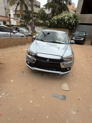 Mitsubishi RVR 2017 Gris