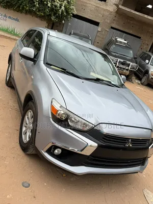 Mitsubishi RVR 2017 Gris