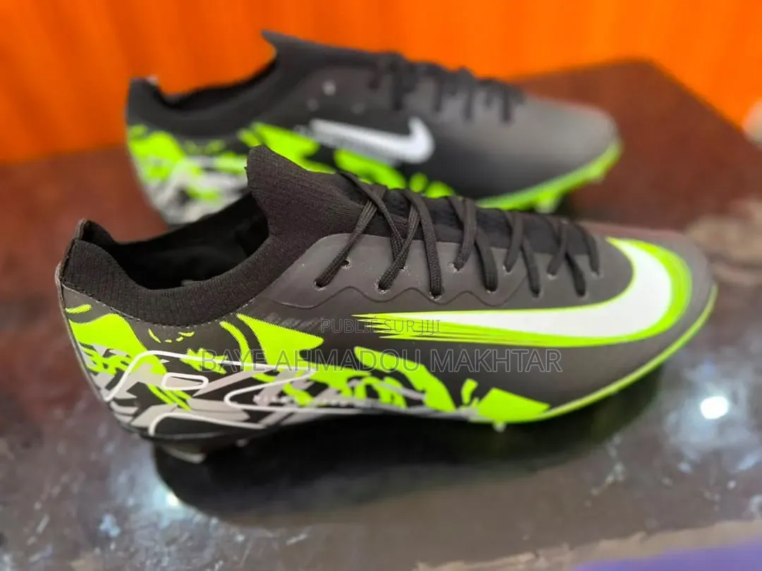 Chaussures De Football Crampons De Qualité