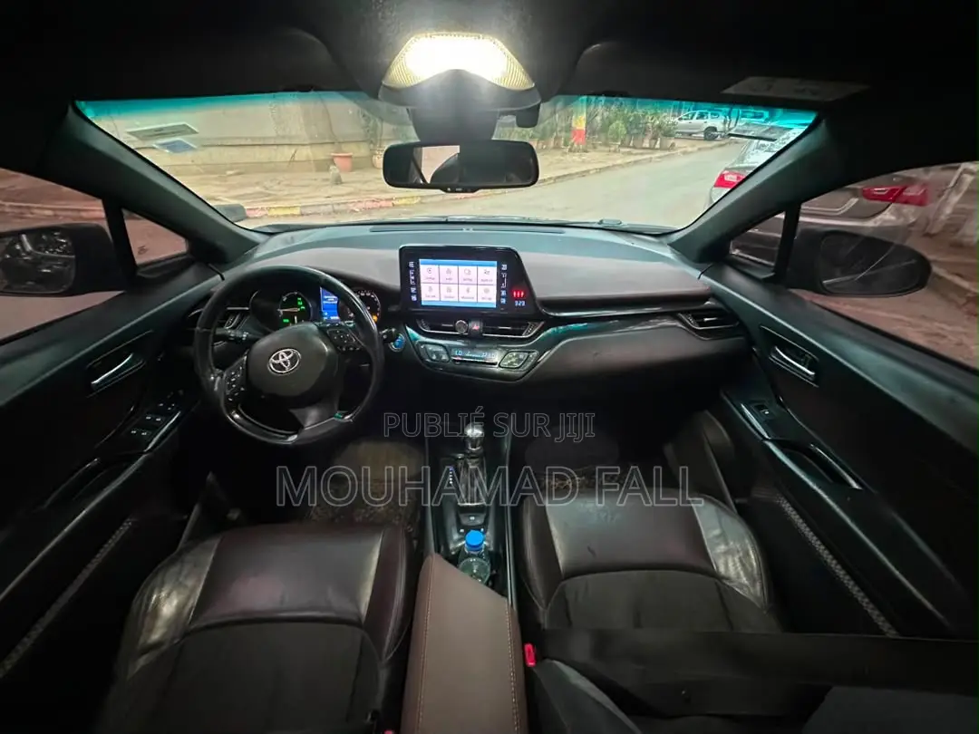 Toyota C-HR 2017 Blanc