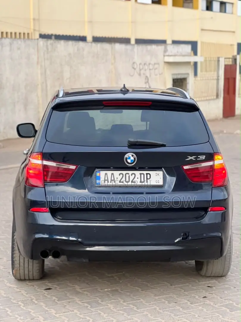 BMW X3 xDrive28i 4dr SUV AWD (2.0L 4cyl Turbo 8A) 2014 Noir