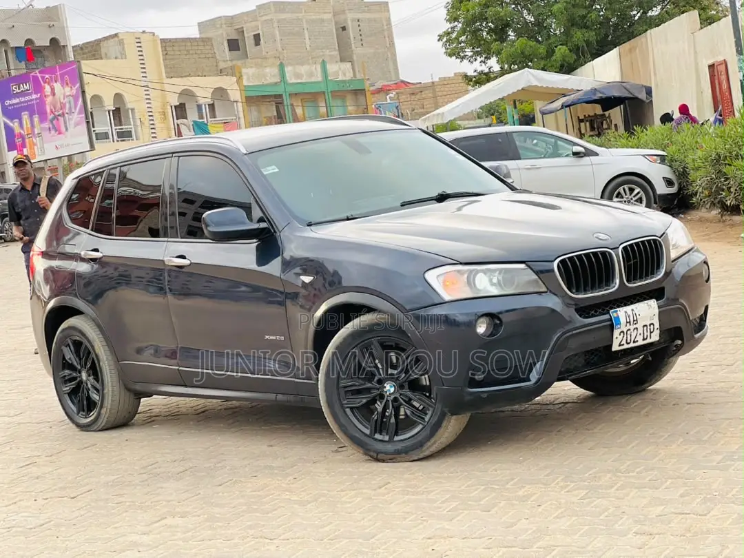 BMW X3 xDrive28i 4dr SUV AWD (2.0L 4cyl Turbo 8A) 2014 Noir