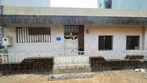 3chbre Appartement-terrasse dans Kane Cervise, Ouakam à Vendre