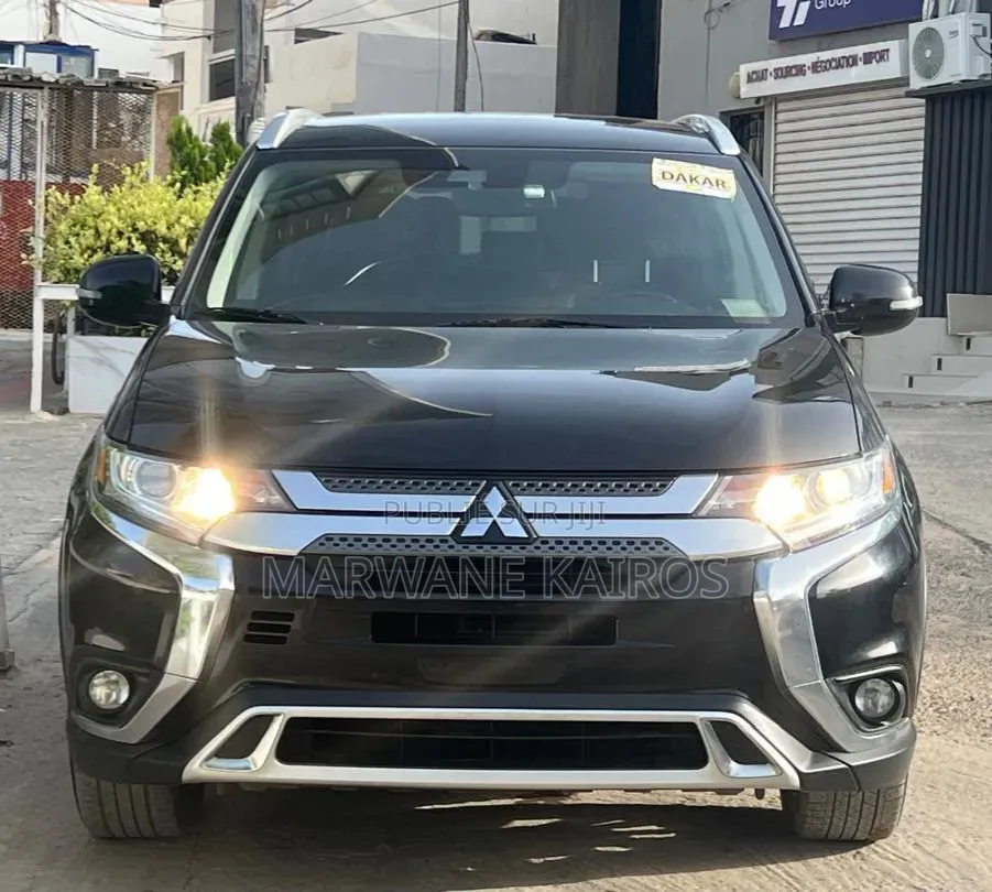 Mitsubishi Outlander 2020 Noir