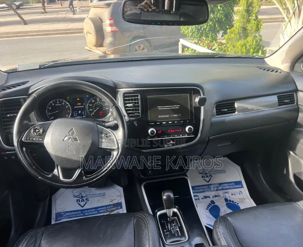 Mitsubishi Outlander 2020 Noir