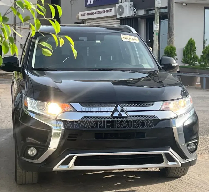Mitsubishi Outlander 2020 Noir