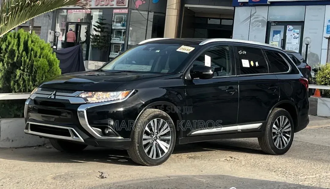Mitsubishi Outlander 2020 Noir